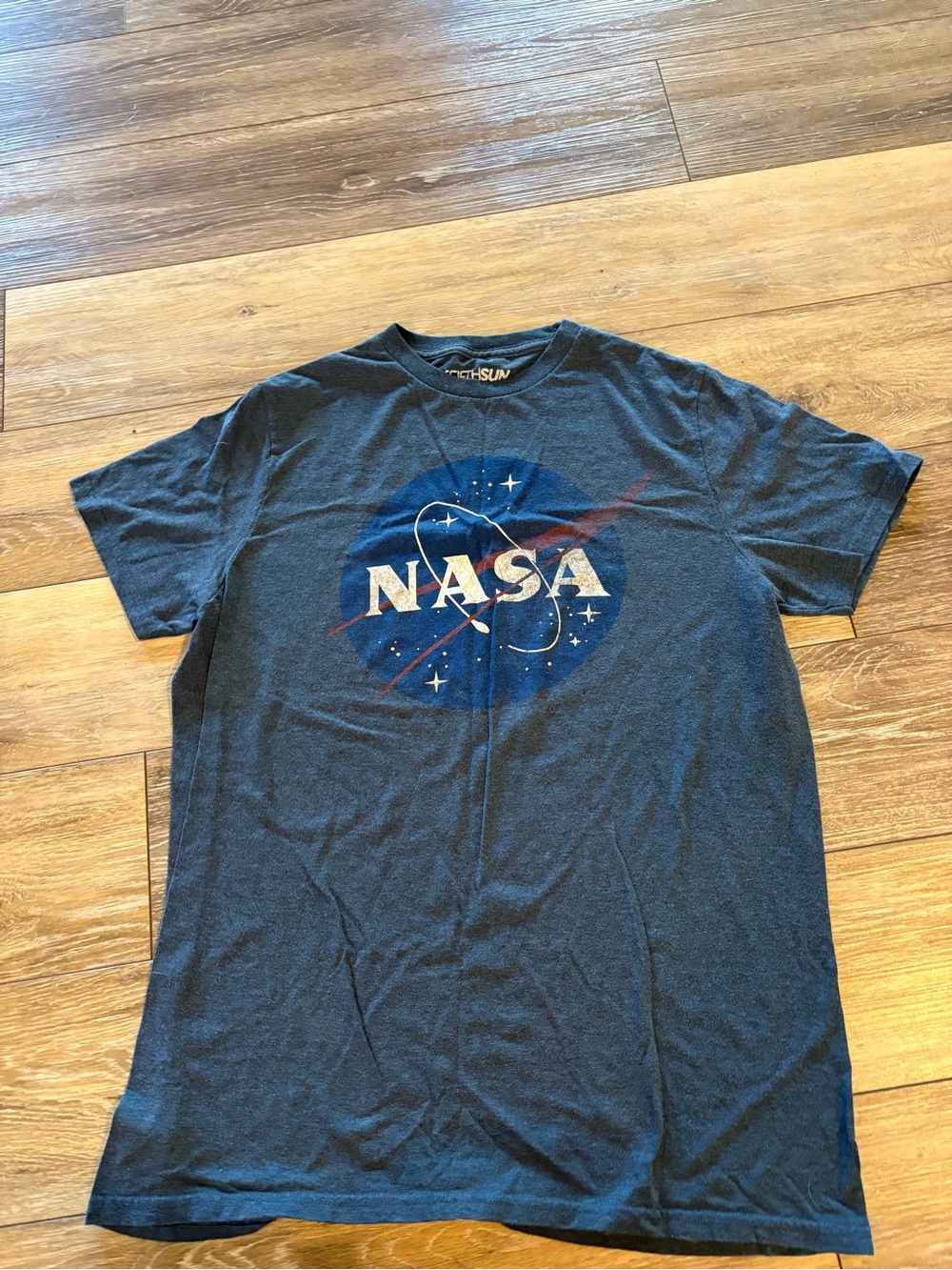 Fifth Sun Men's Navy Blue NASA Logo Short Sleeve Tee